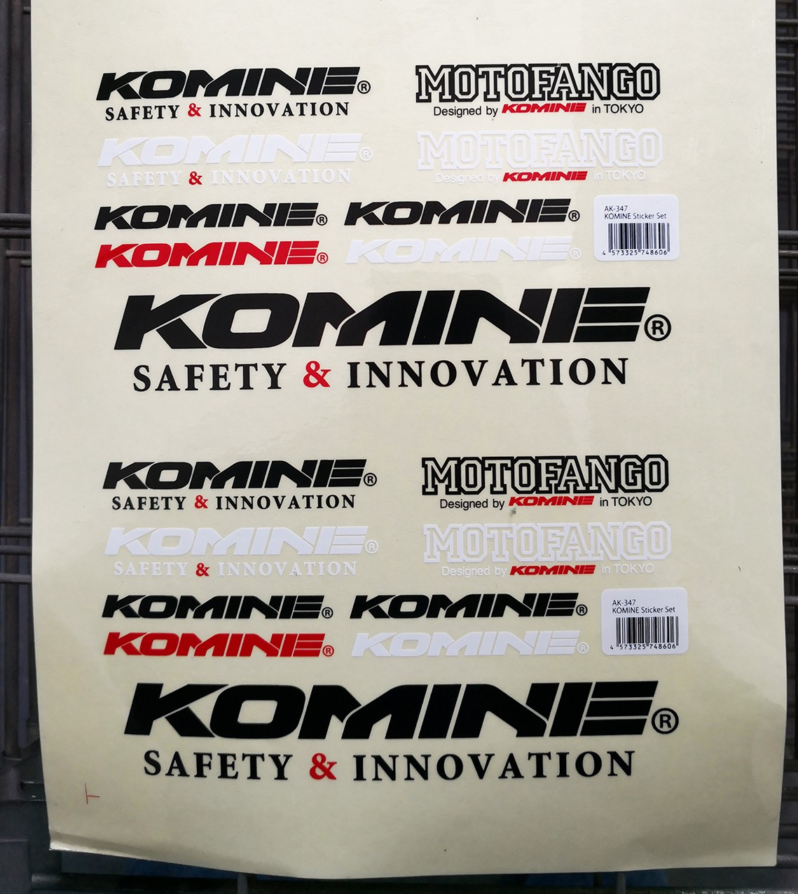 PET不干膠貼絲印